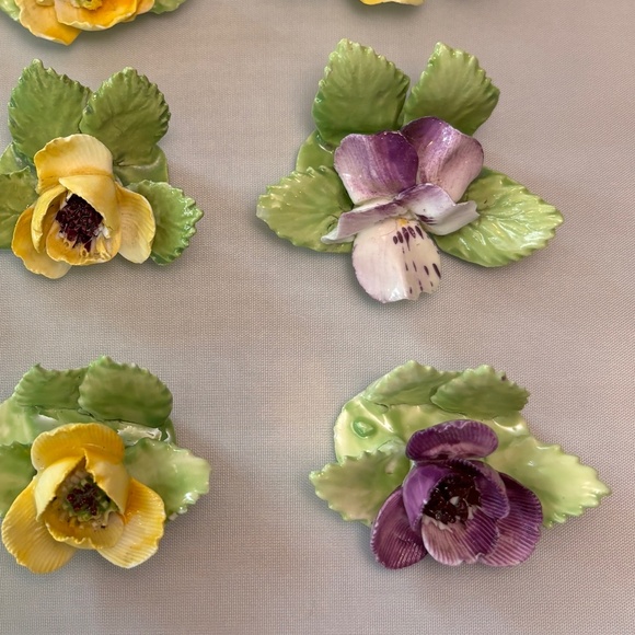 Royal Adderley Bone China Flower Place Card Holders - Set of 9 - Picture 5 of 8